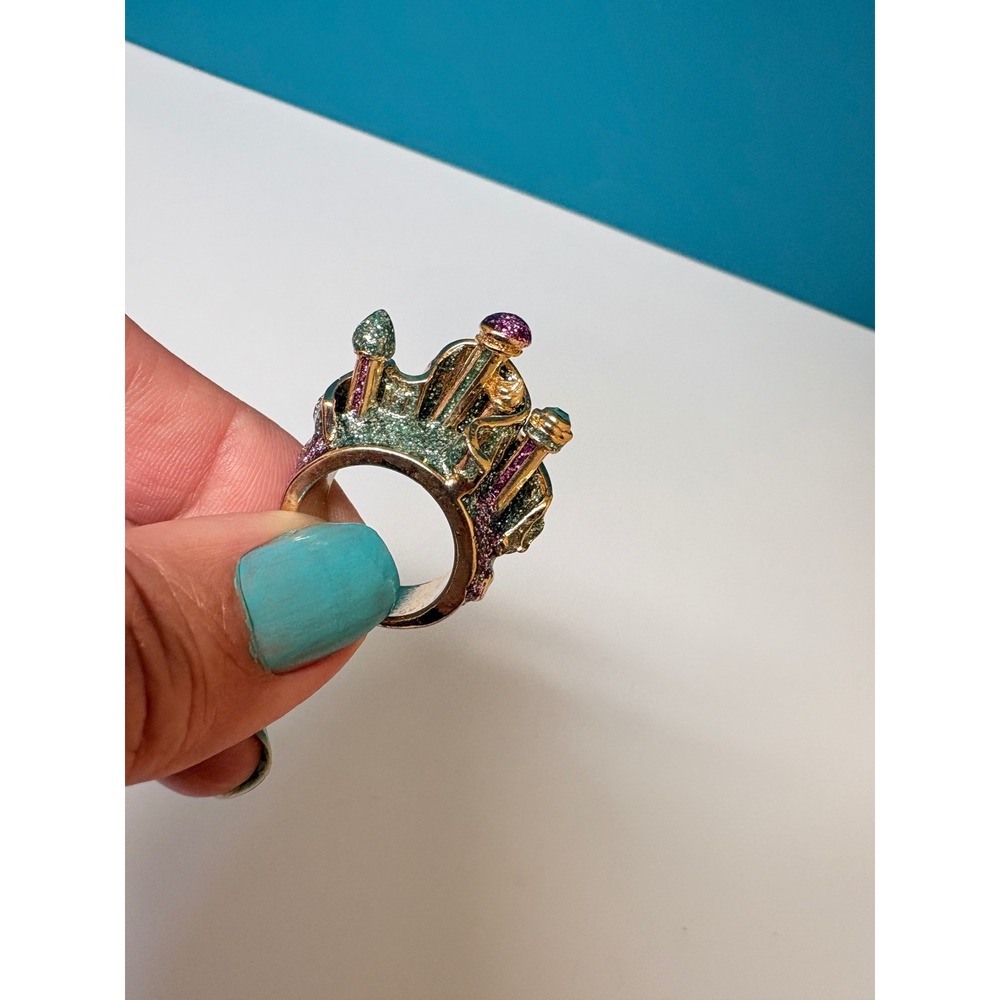 Disney Gold Tone Glitter Castle Statement Ring Magic Kingdom Fantasy Size 6.25